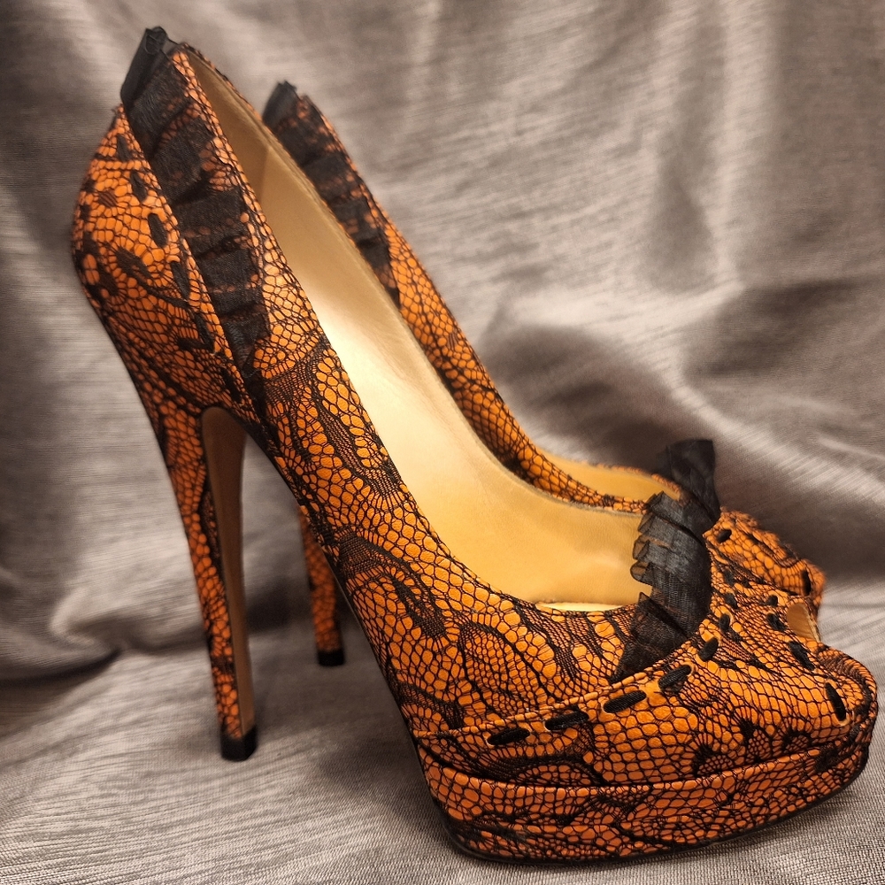 Casadei open toe black lace orange pumps 2011 size 6.5